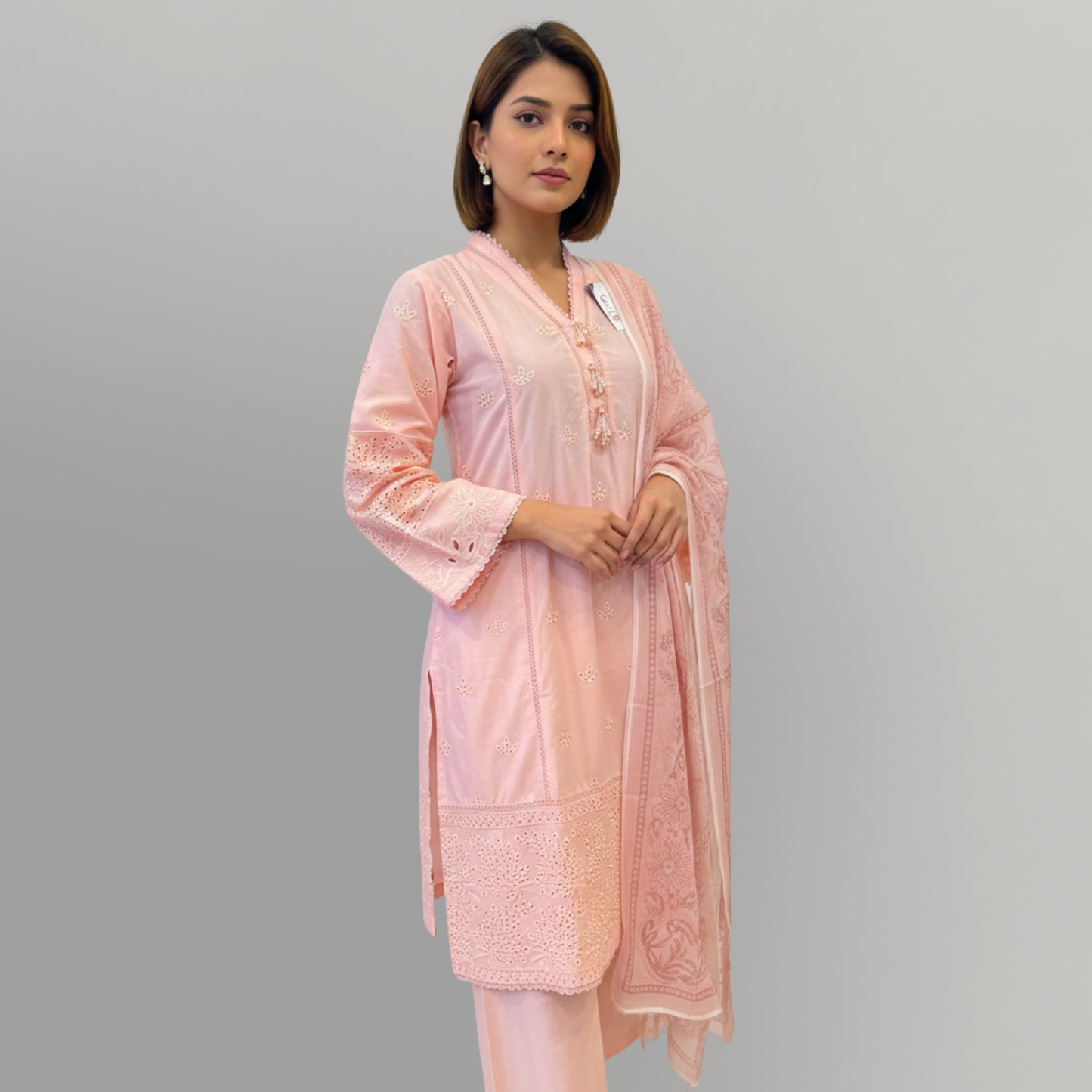 💚 Blush Serenity Embroidered 3-Piece Lawn Suit