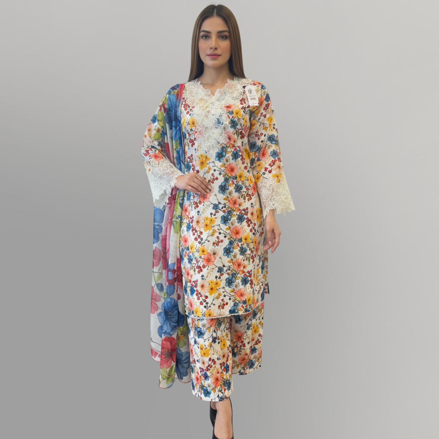 💚 White Floral Symphony Embroidered 3-Piece Lawn Suit
