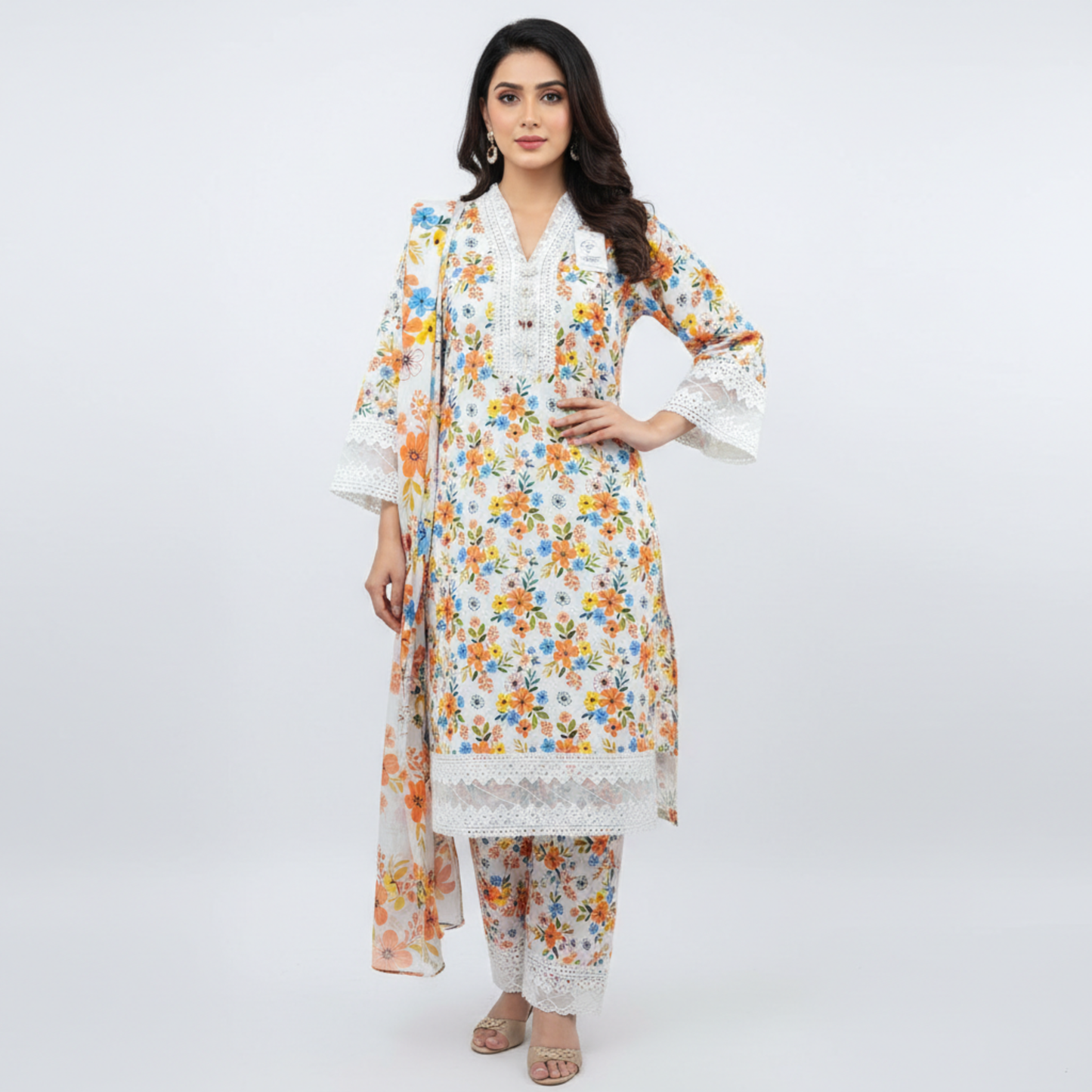 💚 Ivory Meadow Embroidered 3-Piece Lawn Suit