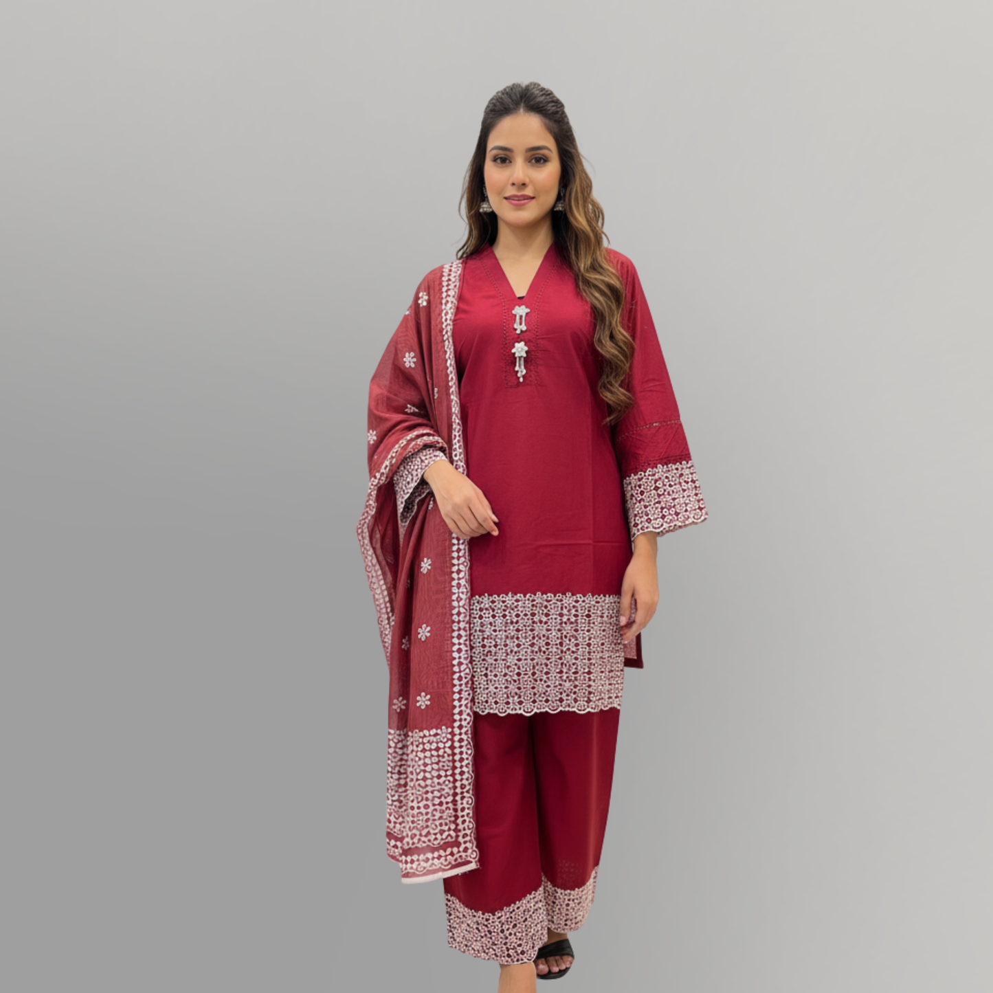 💚 Crimson Luxe Embroidered 3-Piece Lawn cotton Suit